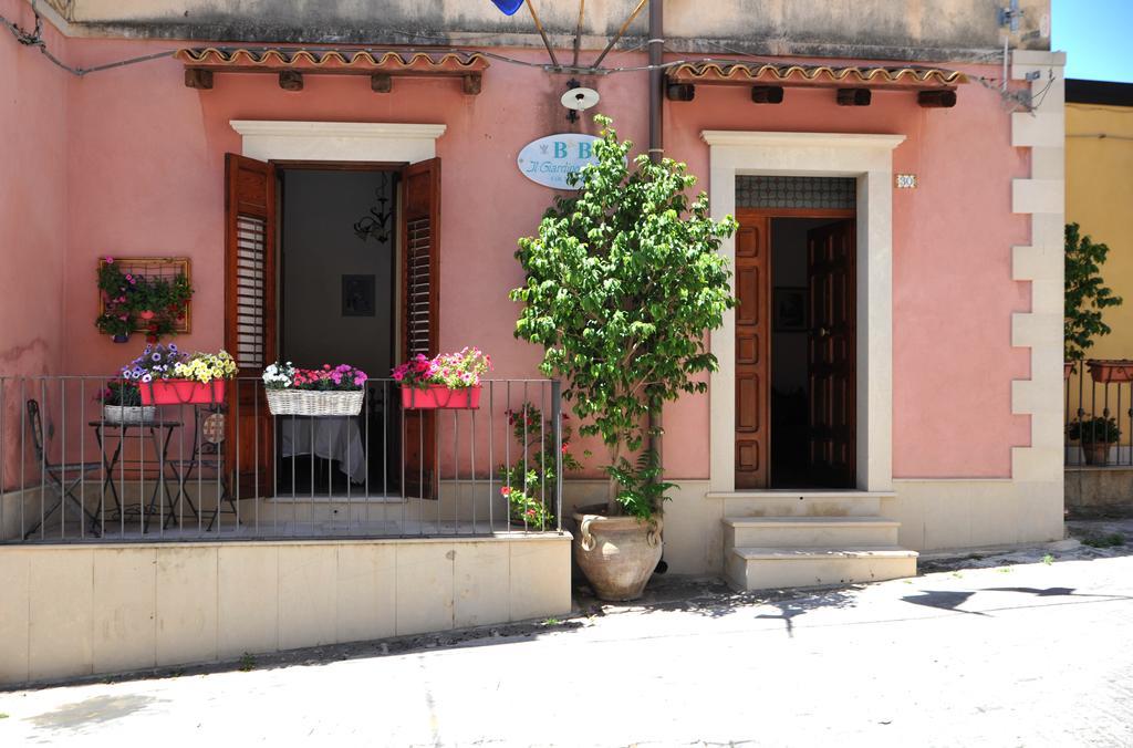 Il Giardino Di Pietra Bed & Breakfast Noto Bagian luar foto
