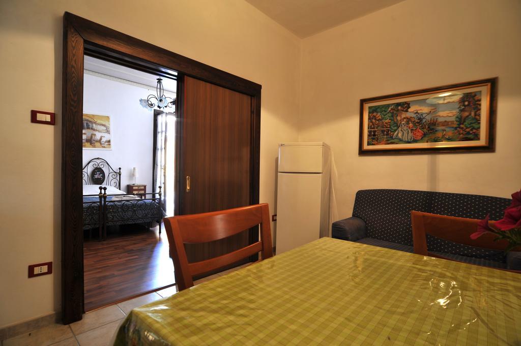 Il Giardino Di Pietra Bed & Breakfast Noto Bagian luar foto